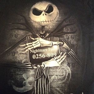Disney nightmare before Christmas t shirt black signed unique sz medium.